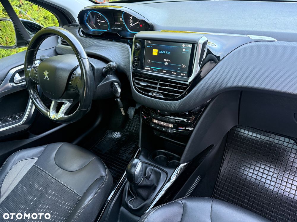 Peugeot 2008 BlueHDi 100 STOP & START Allure - 14
