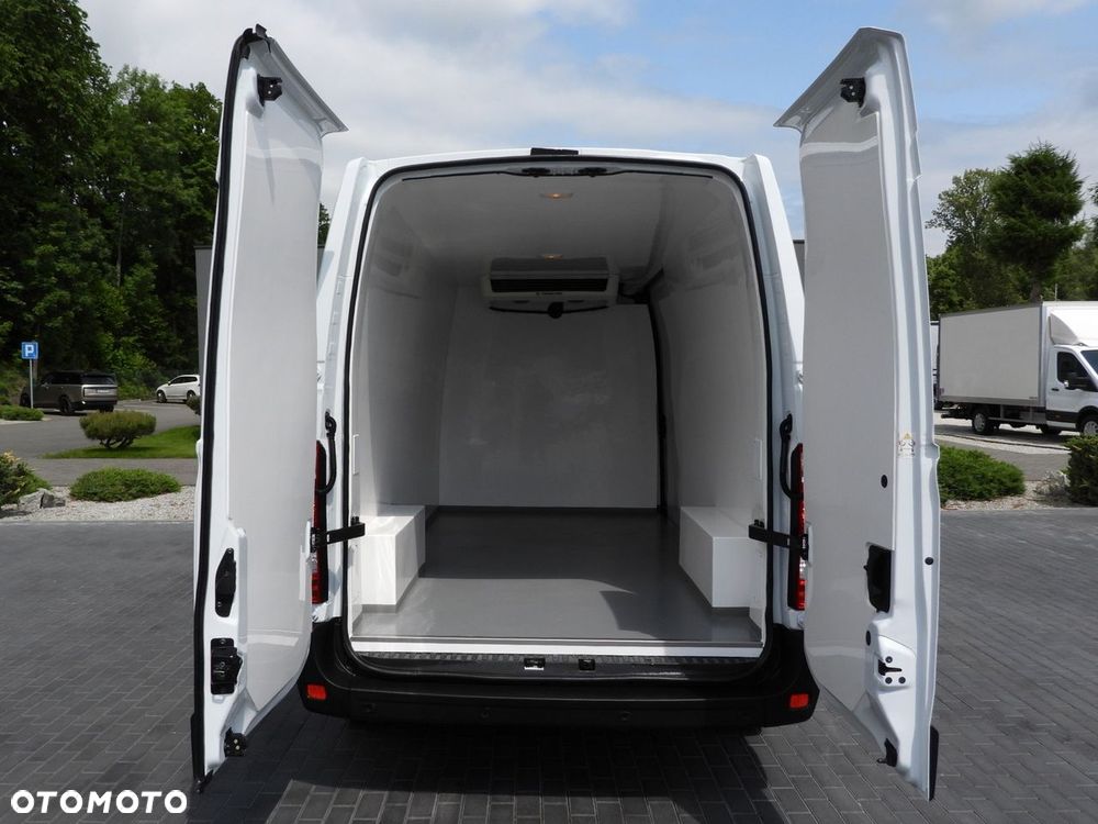 Renault MASTER  FURGON CHŁODNIA  -5*C TEMPOMAT NAWIGACJA LEDY KLIMATYZACJA  135KM - 13