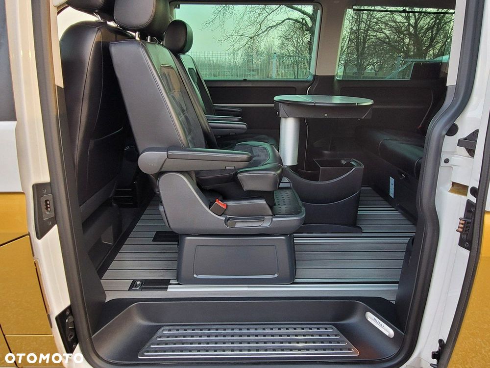 Volkswagen Multivan - 7