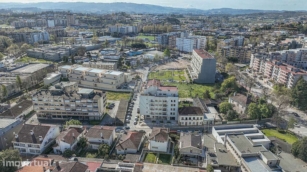 Apartamento T6 para venda - Grande imagem: 2/30