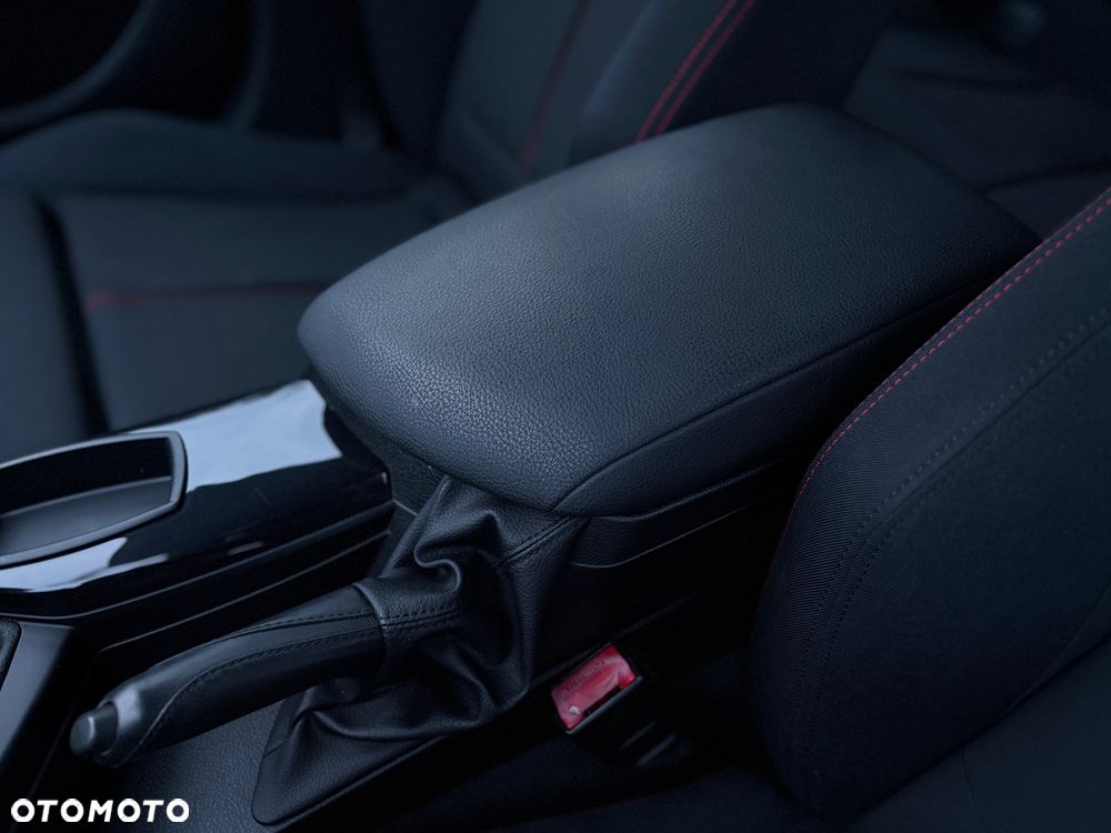 BMW Seria 1 - 17