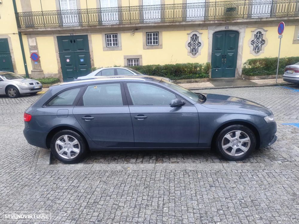 Audi A4 Avant 2.0 TDI DPF Ambition - 4