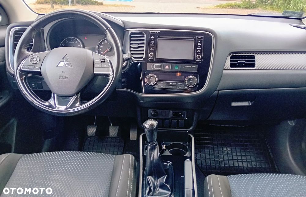 Mitsubishi Outlander 2.0 City Style 2WD - 14