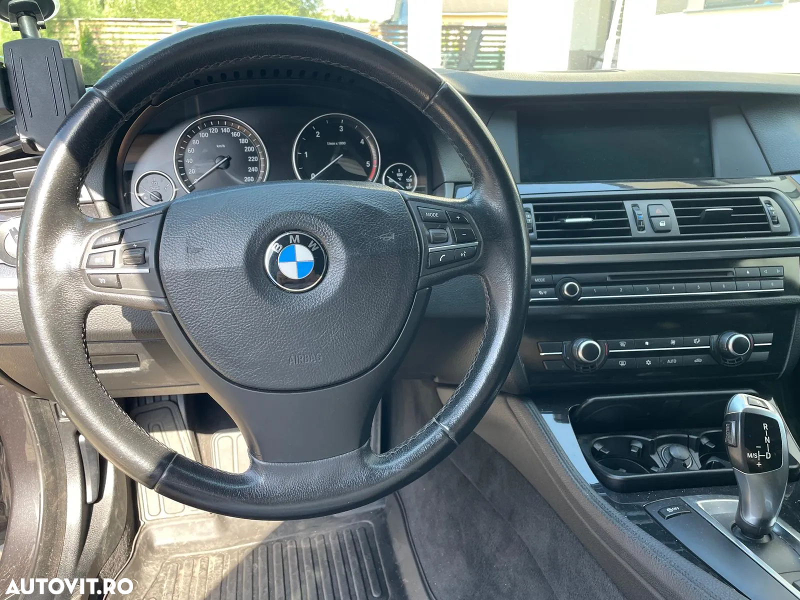 BMW Seria 5 520d Touring Aut. - 10