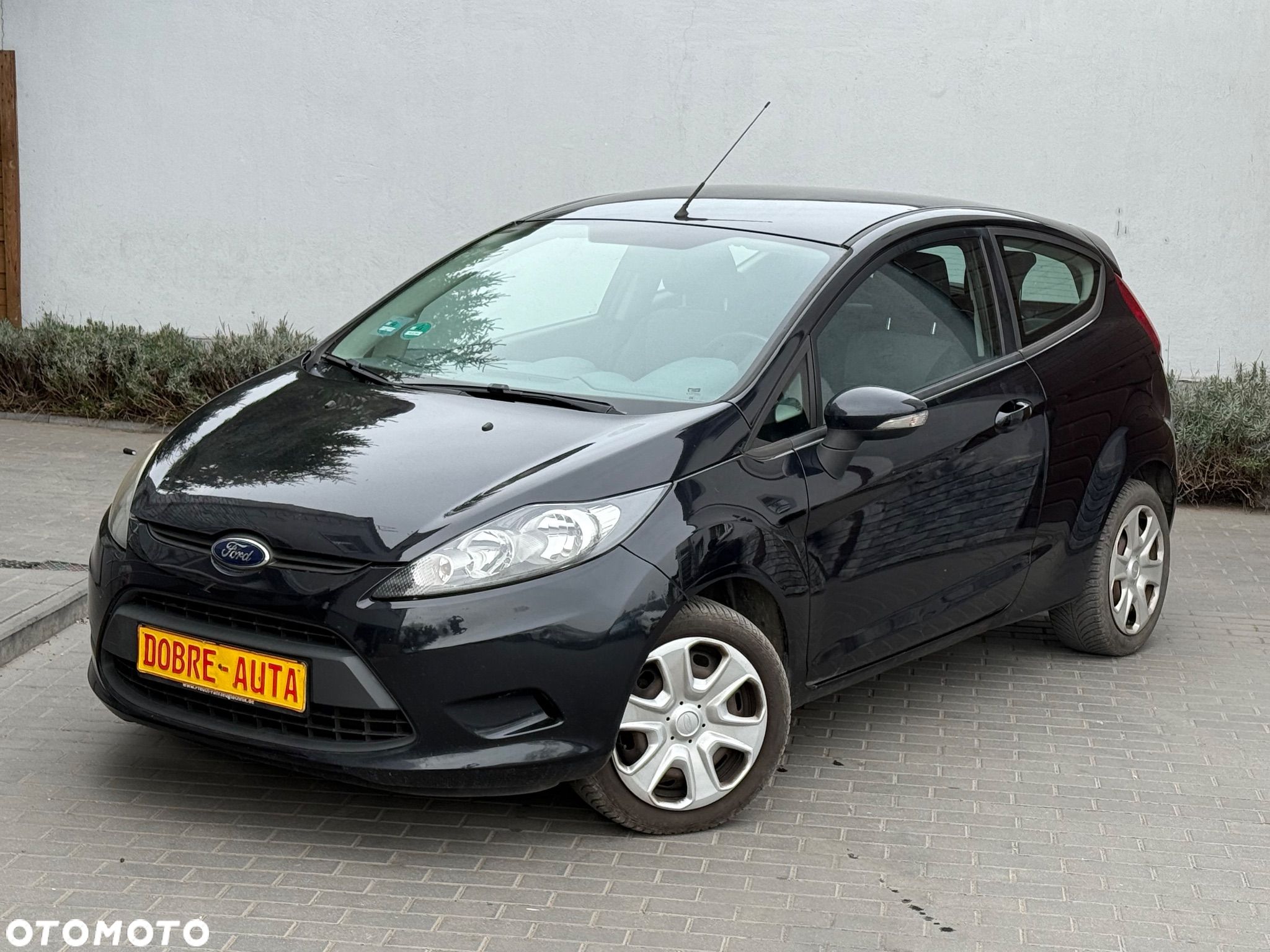Ford Fiesta 1.25 Ambiente - 1