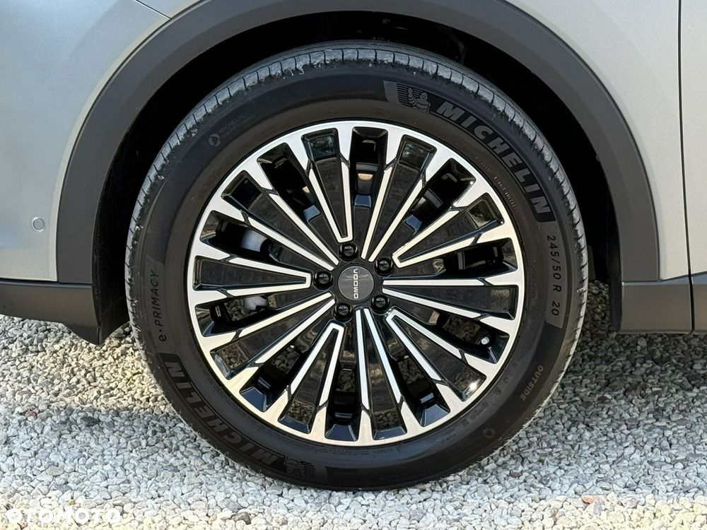 Omoda 9 1.5 Super Hybrid Exclusive AWD - 9