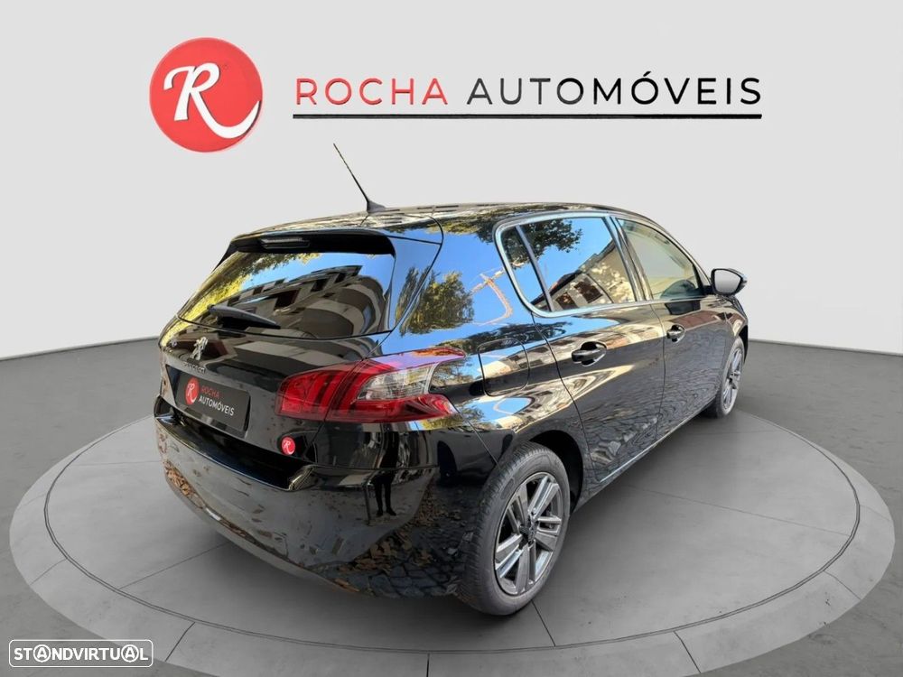 Peugeot 308 1.2 PureTech Allure EAT8 - 8