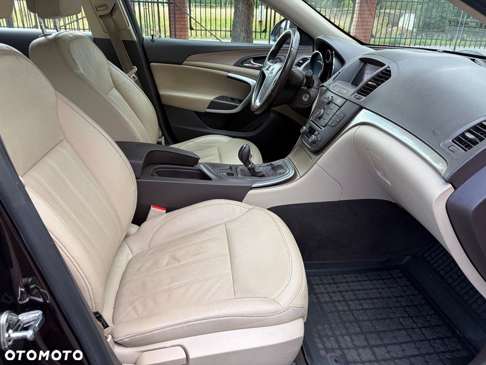Opel Insignia 1.6 Turbo Cosmo - 30