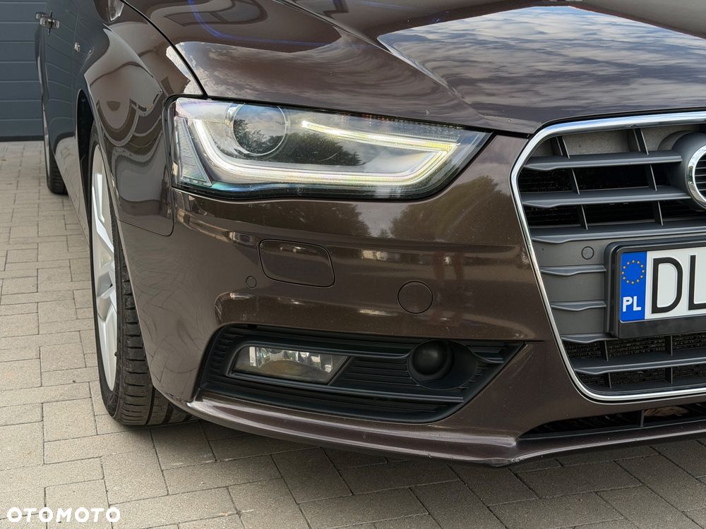 Audi A4 Avant 2.0 TDI Sport S tronic - 30