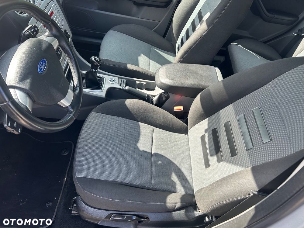 Ford Focus 1.6 Ti-VCT Silver Magic - 11