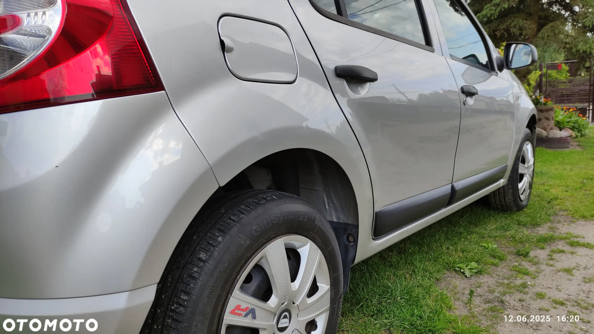 Dacia Sandero 1.2 16V 75 Ambiance - 16