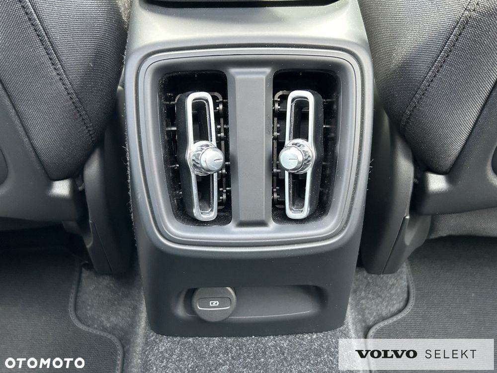 Volvo XC 40 - 34
