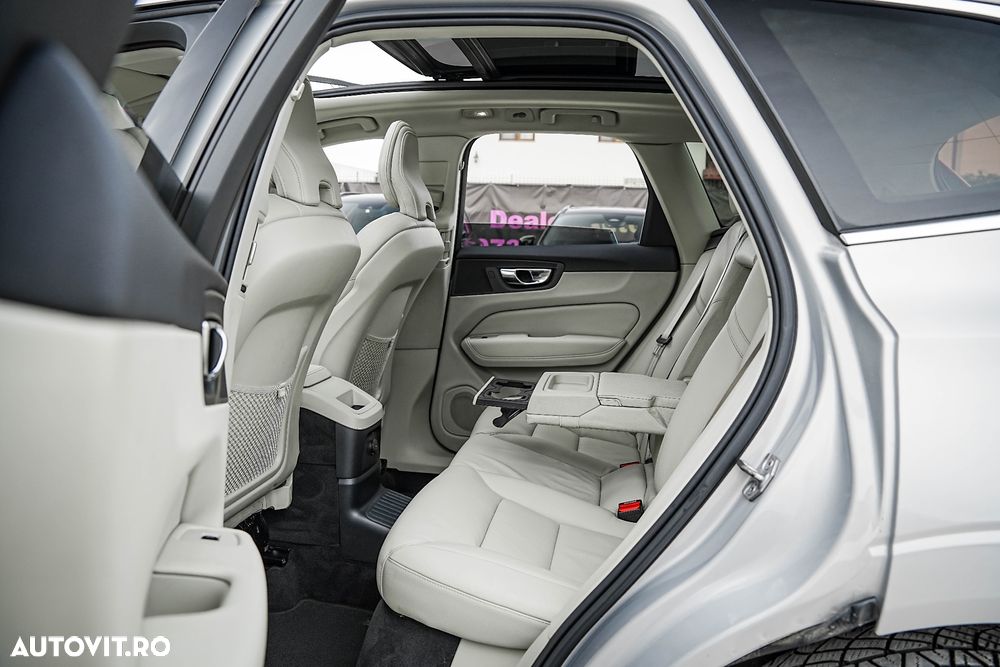 Volvo XC 60 Recharge T6 Twin Engine eAWD Inscription Expression - 21