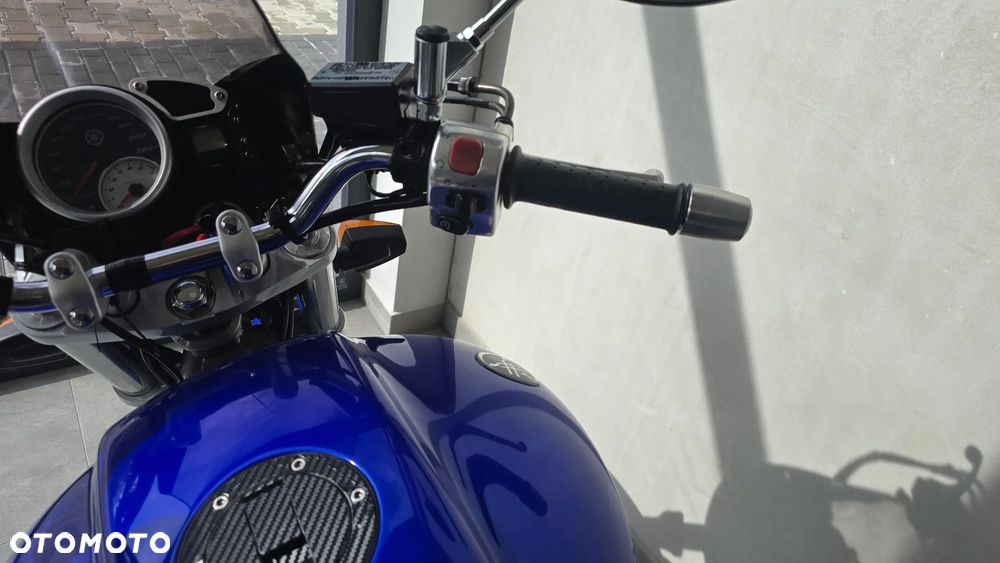 Yamaha BT - 25
