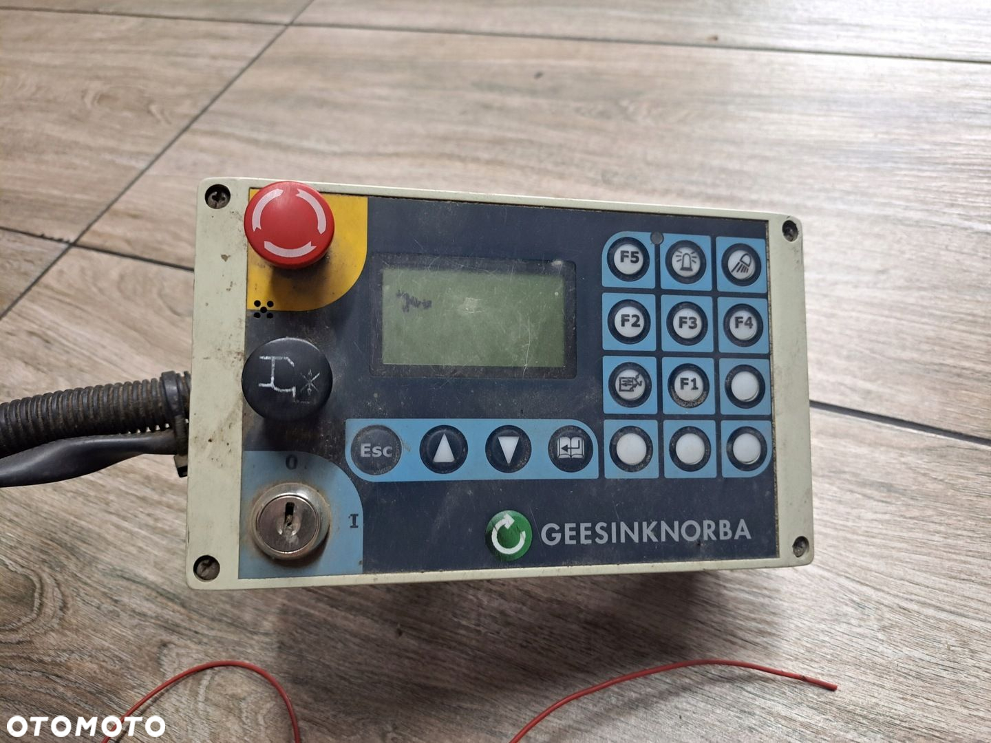 STEROWNIK PANEL W KABINIE ŚMIECIARKI GEESINKNORBA DP514 - 4