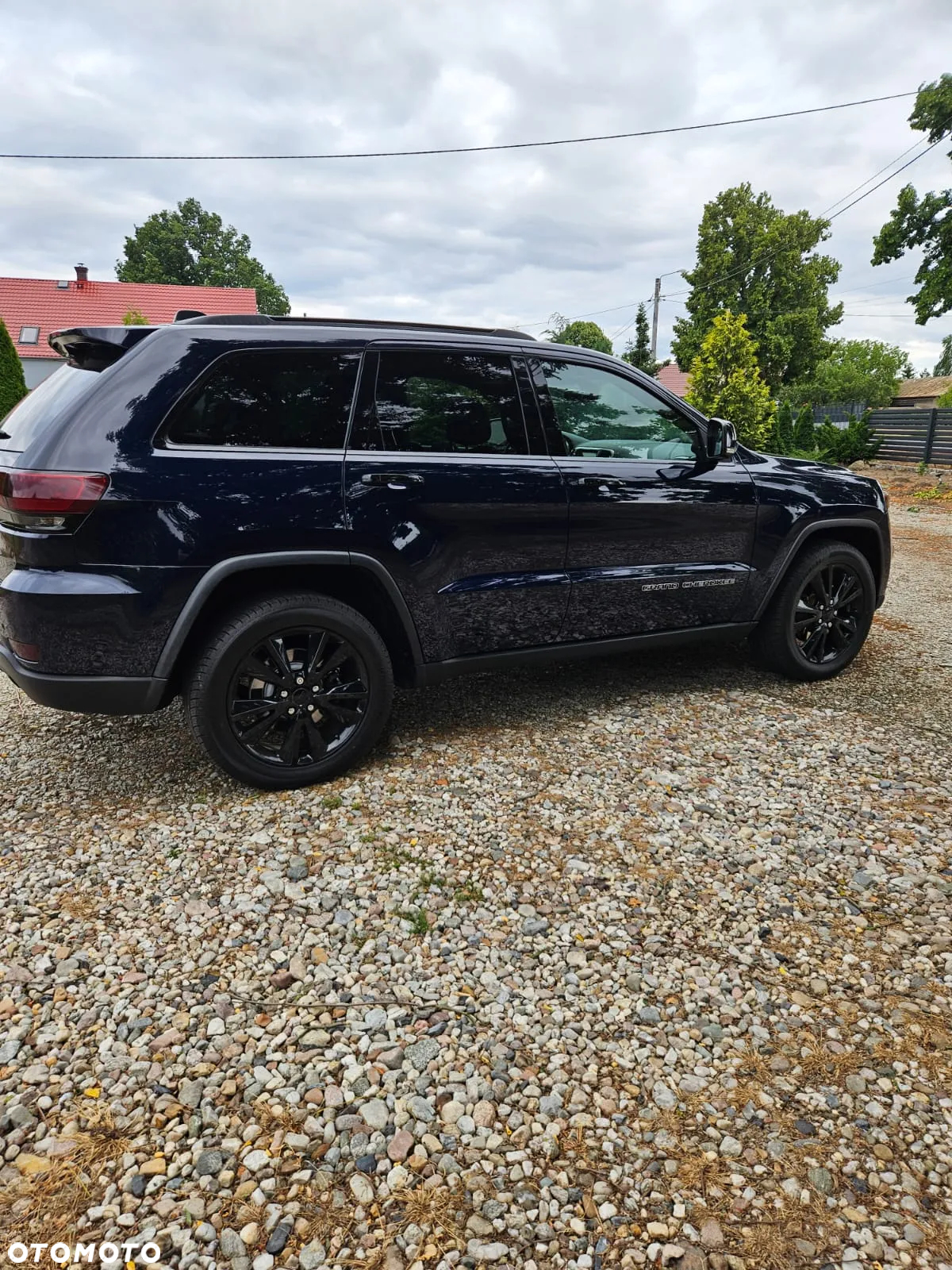 Jeep Grand Cherokee - 23