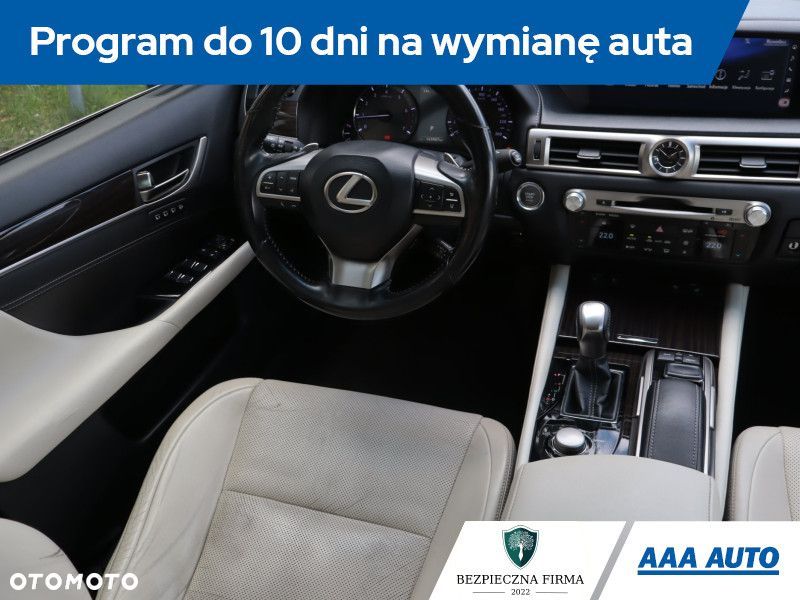 Lexus GS - 9
