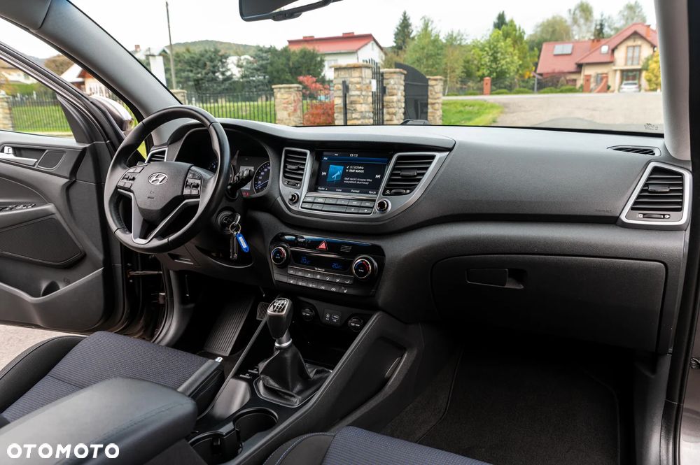 Hyundai Tucson blue 1.7 CRDi 2WD Trend - 27