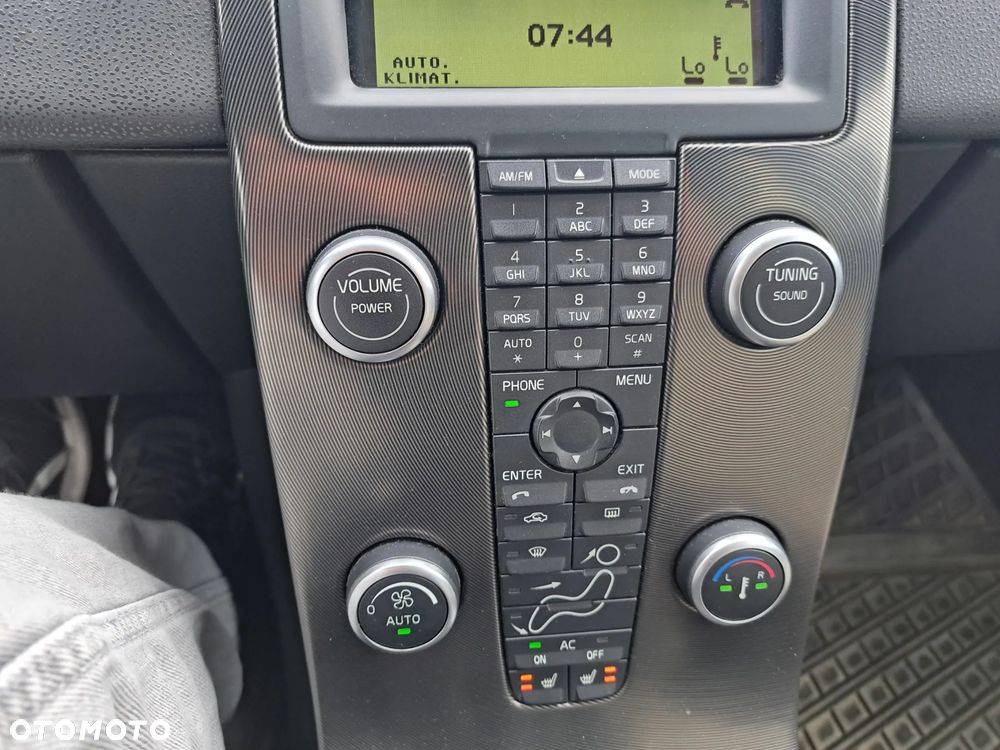 Volvo V50 D2 - 16