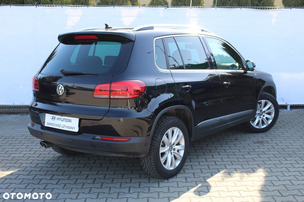 Volkswagen Tiguan 2.0 TDI DPF 4Motion BlueMotion Technology DSG Sport & Style - 5