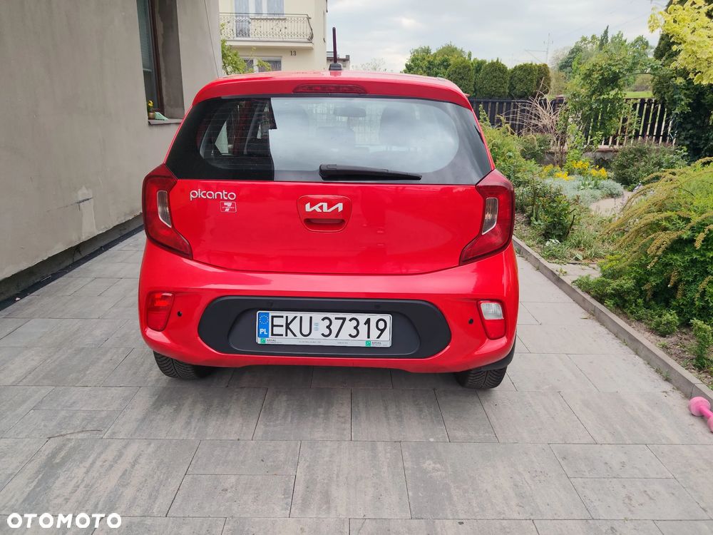 Kia Picanto 1.2 L - 6