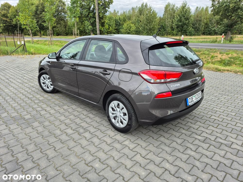 Hyundai i30 1.4 Comfort - 12