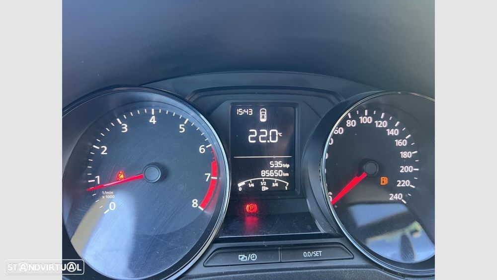 VW Polo 1.0 Trendline - 19
