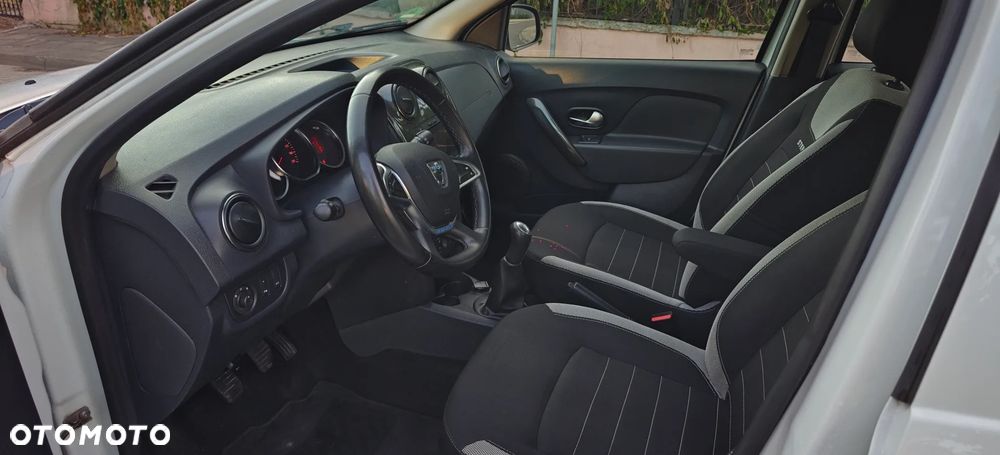 Dacia Sandero Stepway TCe 90 Prestige - 10