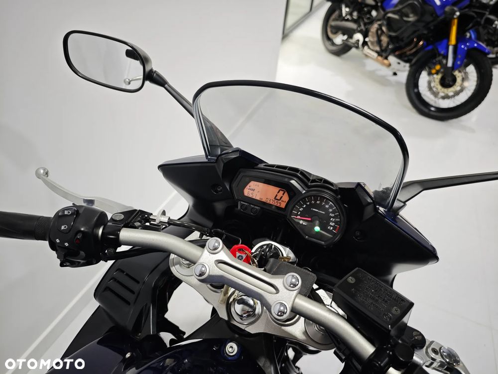 Yamaha FZ - 5