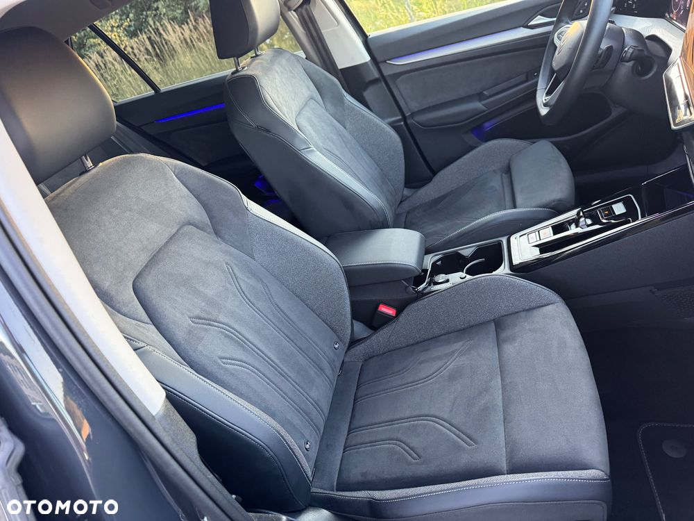Volkswagen Golf 1.5 TSI EHybrid PHEV 150kW Life Plus DSG - 19