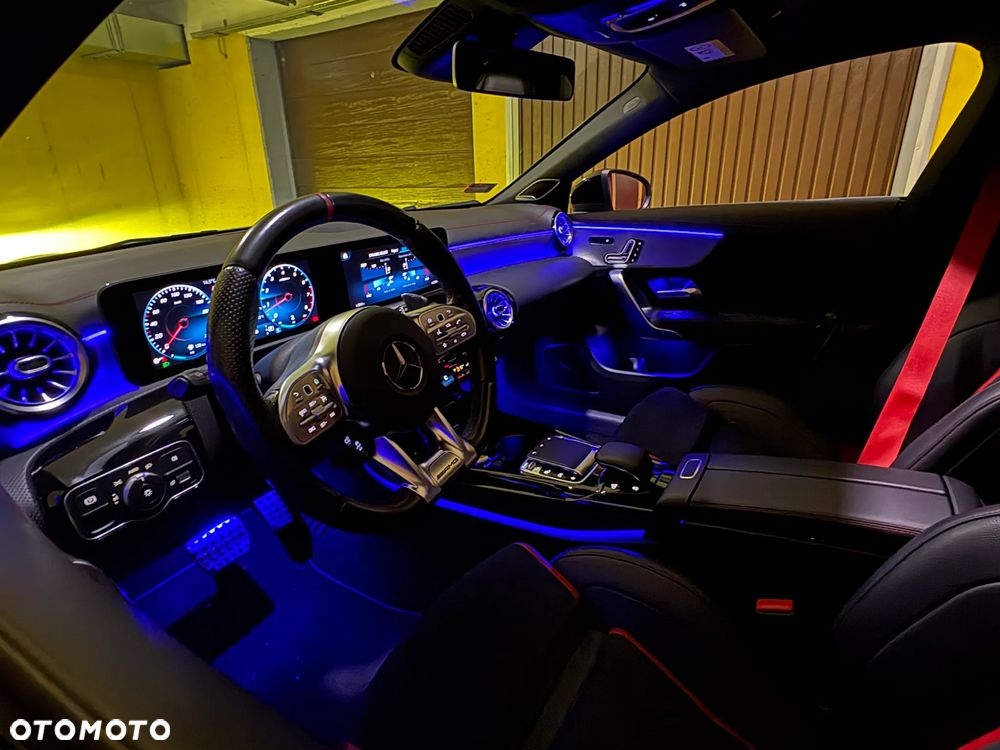 Mercedes-Benz CLA AMG 35 4-Matic 7G-DCT - 22