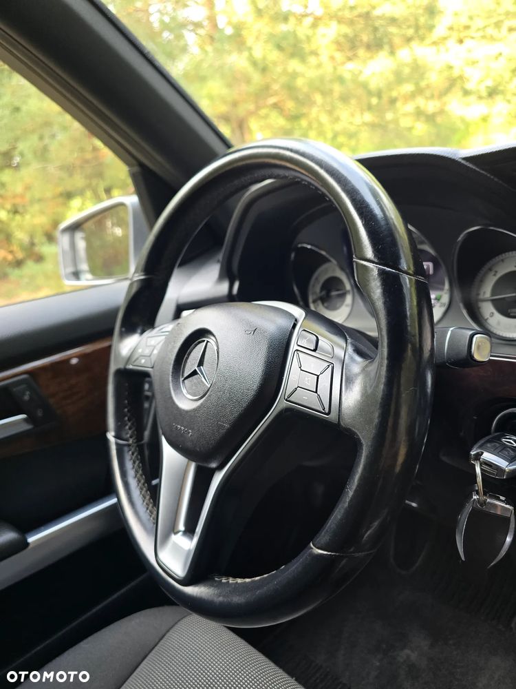 Mercedes-Benz GLK 220 CDI (BlueEFFICIENCY) 7G-TRONIC - 19