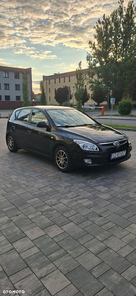 Hyundai i30 1.6 Comfort - 1