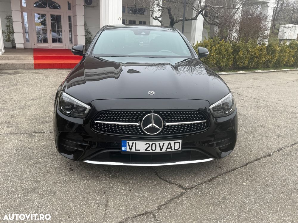Mercedes-Benz E 220 d T 9G-TRONIC AMG Line - 1