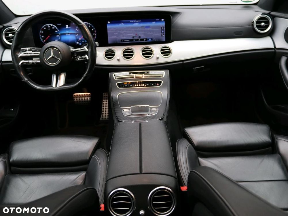 Mercedes-Benz Klasa E 200 9G-TRONIC AMG Line - 13