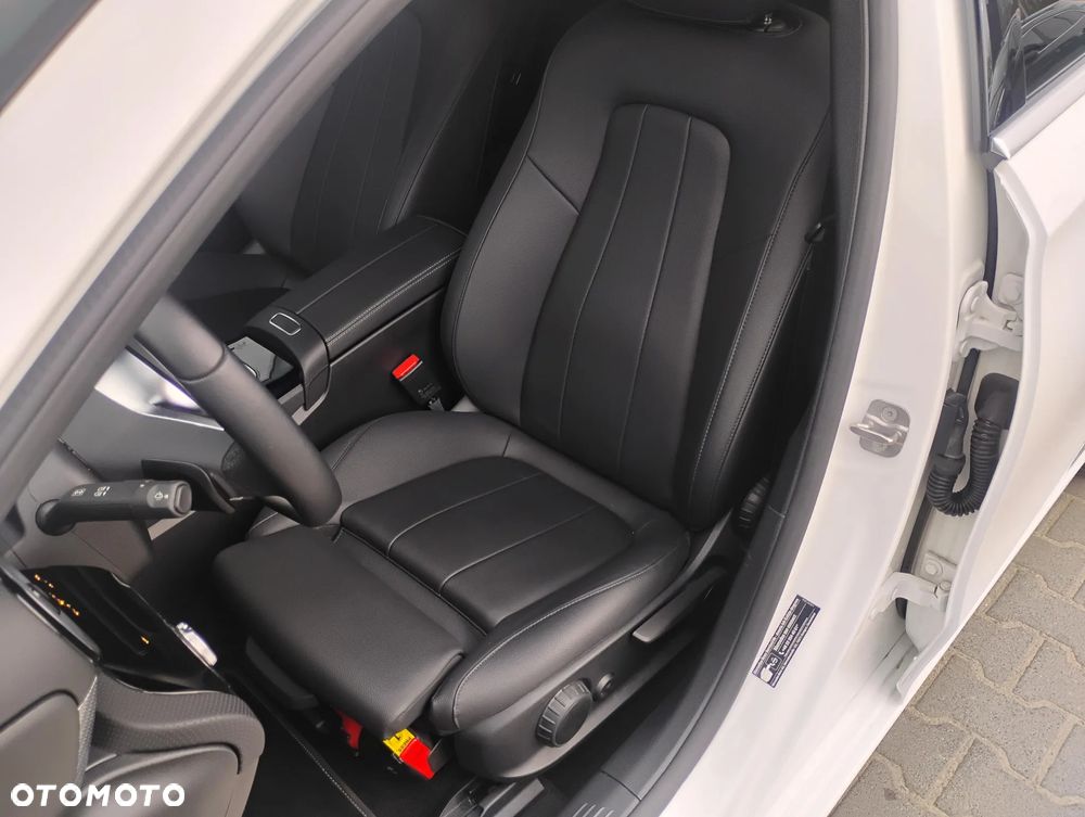 Mercedes-Benz Klasa A 200 Progressive 7G-DCT - 11