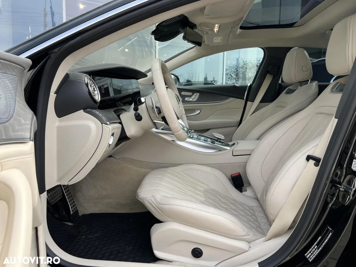 Mercedes-Benz AMG GT 53 4MATIC+ MHEV - 10