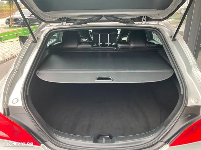 Mercedes-Benz CLA 180 d Shooting Brake AMG Line Aut. - 31