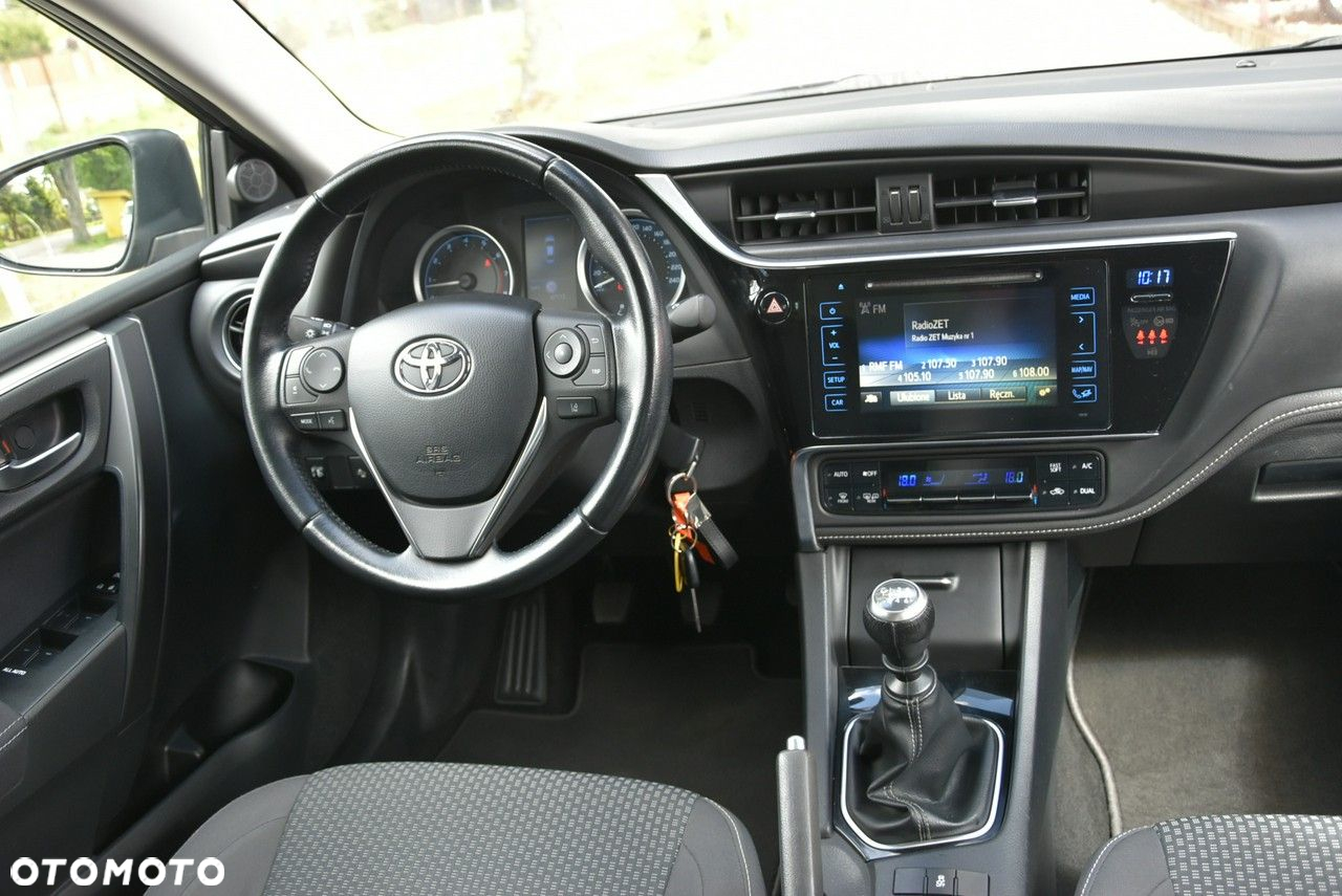 Toyota Corolla 1.6 Comfort - 8