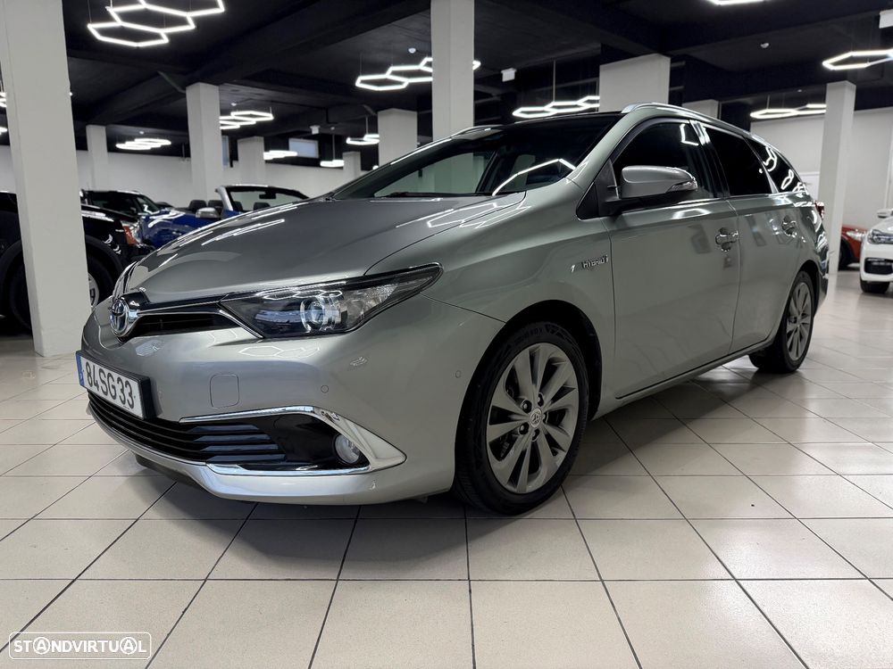 Toyota Auris Touring Sports 1.8 HSD Sport+Skyview +Navi - 11