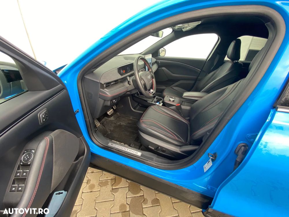 Ford Mustang Mach-E AWD 276 kW Premium - 5