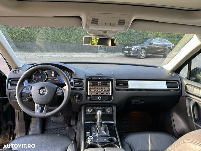 Volkswagen Touareg - 10