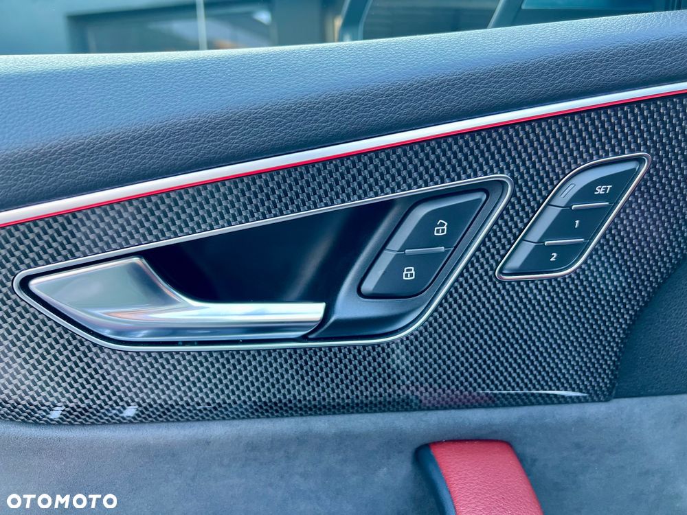 Audi SQ8 - 25