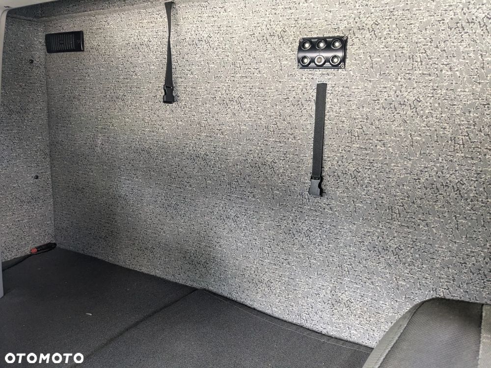 Opel Movano - 10