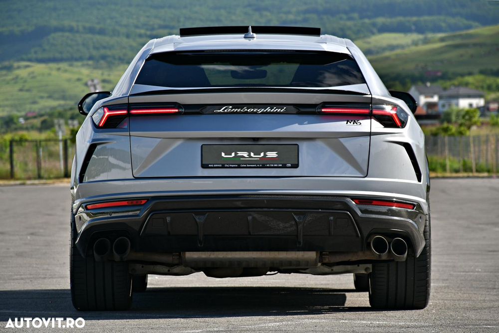 Lamborghini URUS Standard - 16