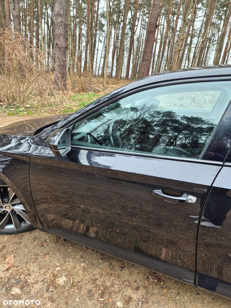 Skoda Superb 2.0 TDI 4x4 L&K DSG - 2