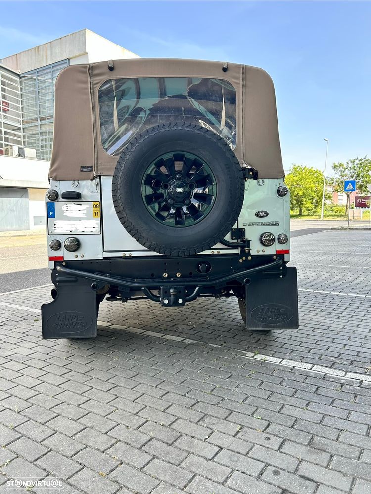 Land Rover Defender 90 2.4 CRD S - 4