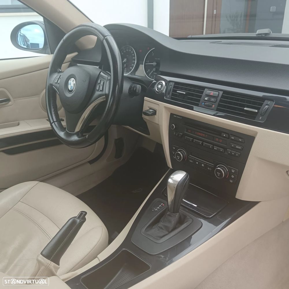BMW 320 d Coupe Auto - 14