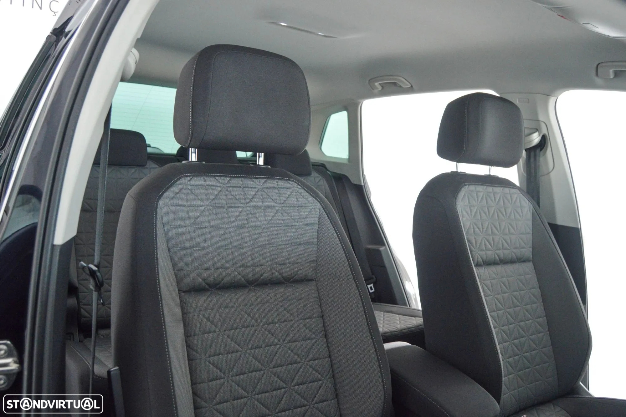 VW Tiguan 2.0 TDI - 10