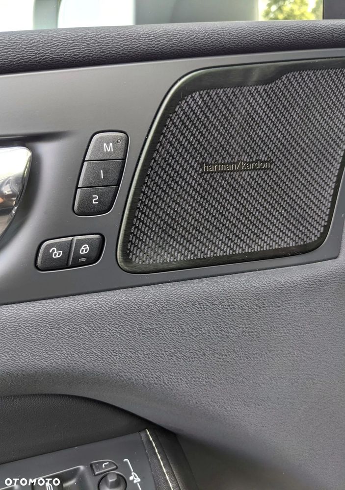 Volvo XC 60 - 18
